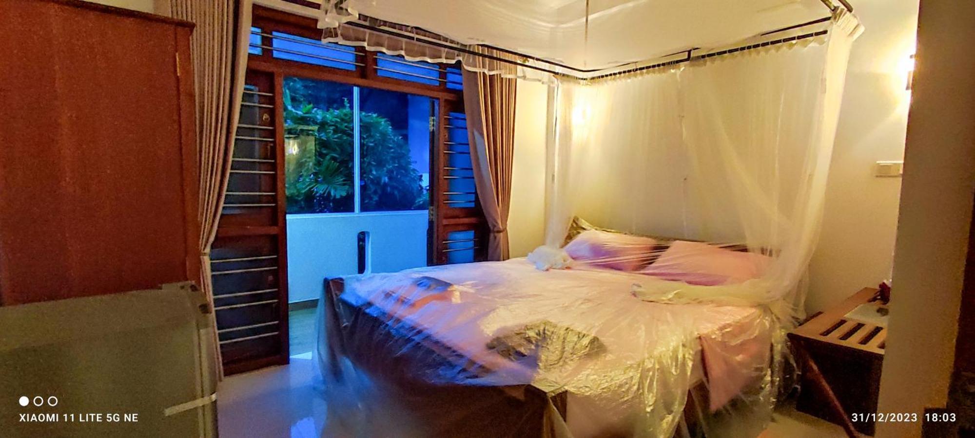 Villa Tanzanite Hikkaduwa Exterior foto